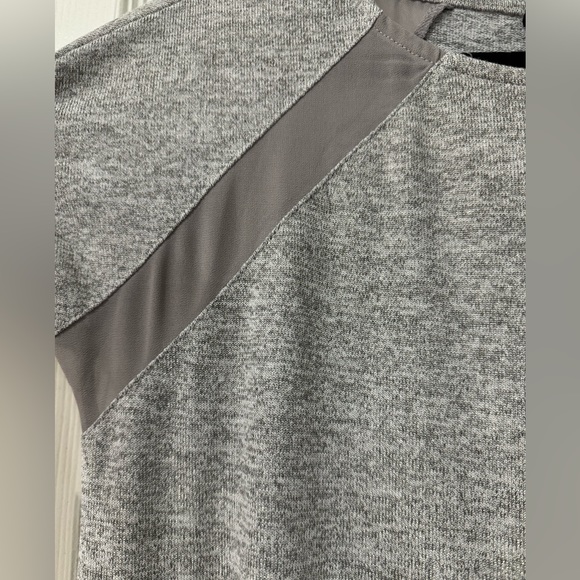 Grey Gold Shimmer Women’s Top - Picture 2 of 4